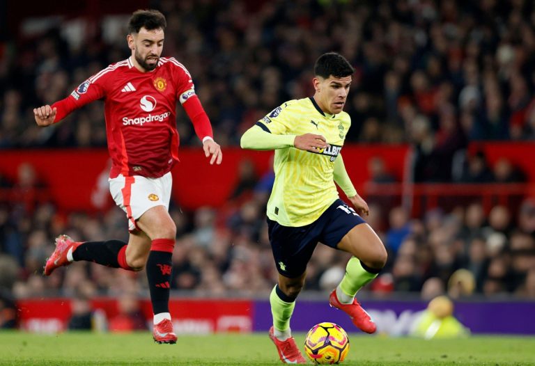 Bruno Fernandes đề cử cầu thủ thay thế tại Man Utd