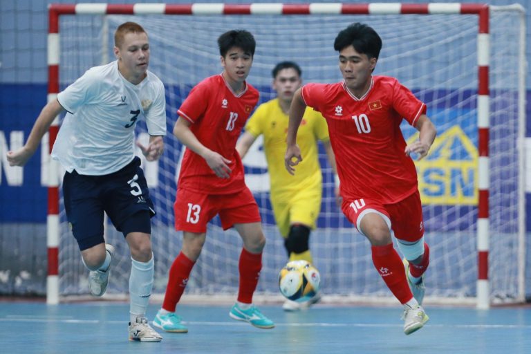 CĐV Đông Nam Á hào hứng khi U19 futsal Việt Nam đối đầu Nga