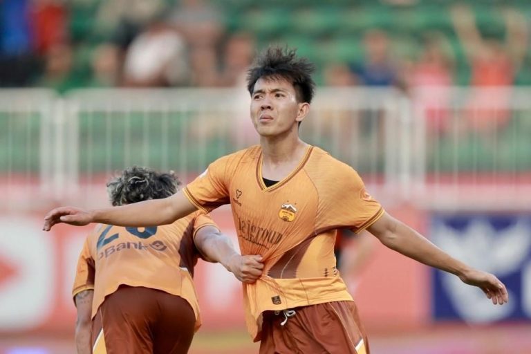 HAGL đối mặt khó khăn trong cuộc chiến trụ hạng tại V-League