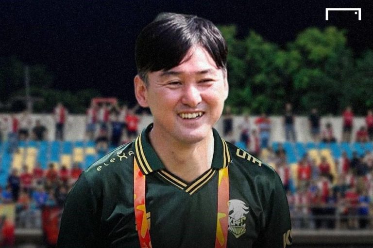 HLV Lee Jung Soo rời ĐT Việt Nam sang Thái Lan: Phản ứng từ truyền thông Thái