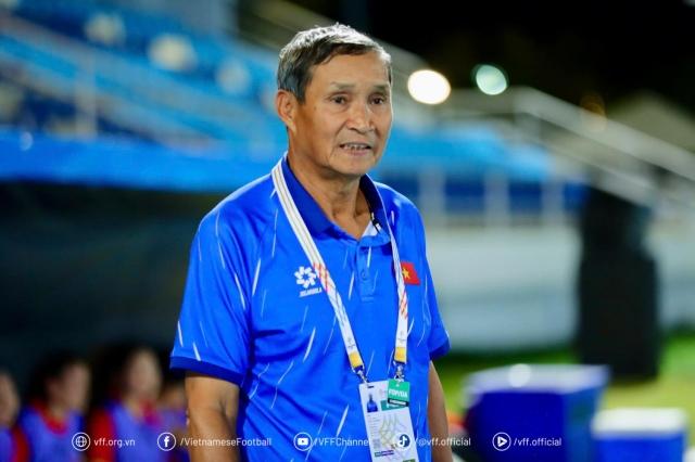 HLV Mai Đức Chung chia sẻ cảm xúc sau khi rời ĐT nữ Việt Nam