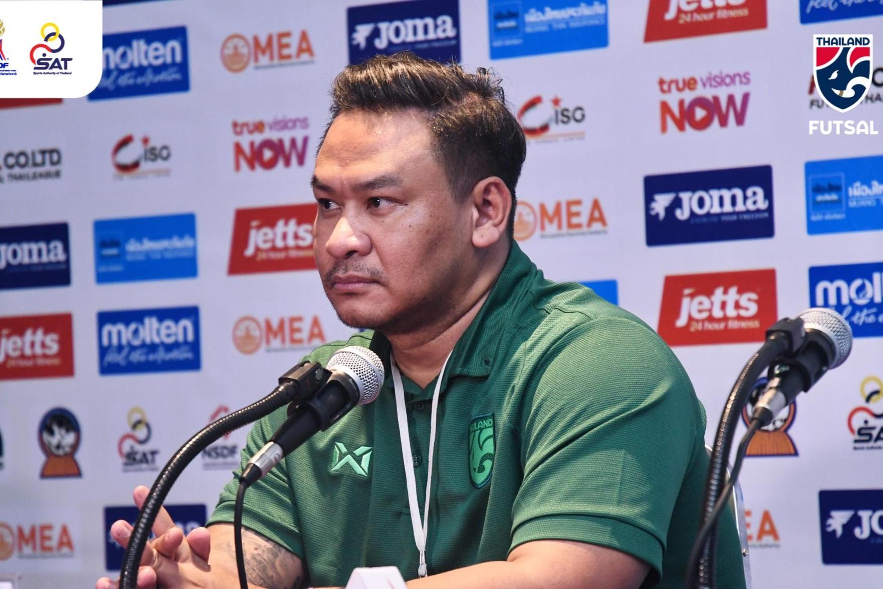 HLV Thái Lan thận trọng trước trận đấu quan trọng với tuyển Việt Nam