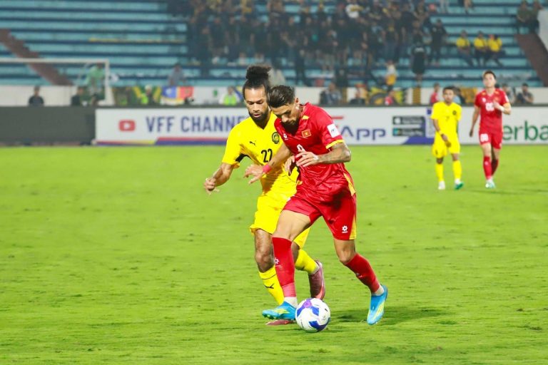 Hoàng Hên thu hút sự chú ý từ CLB Selangor của Malaysia