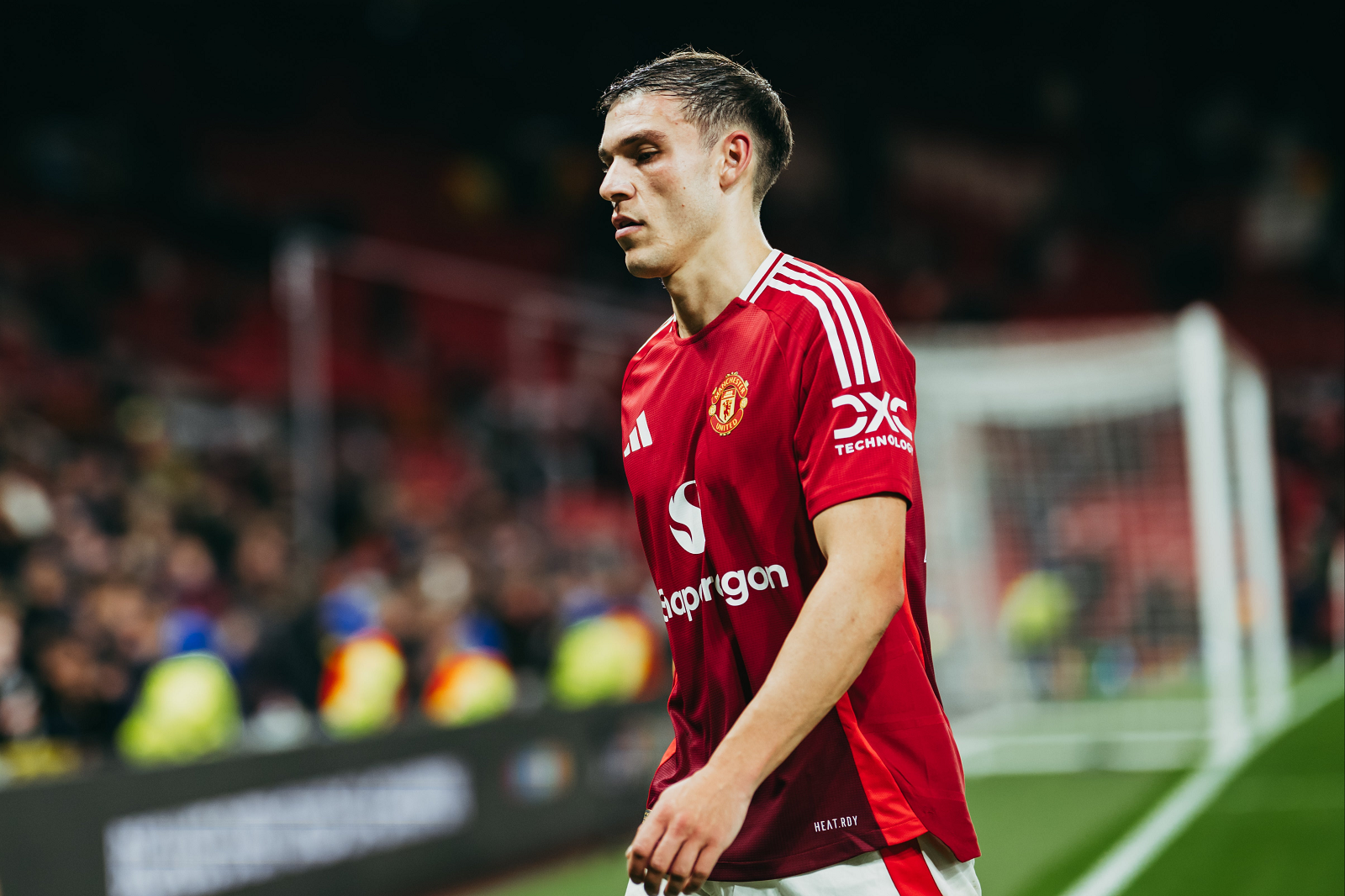 Tin chuyển nhượng 7/4: MU có nguy cơ mất Dalot, Real tìm người thay thế