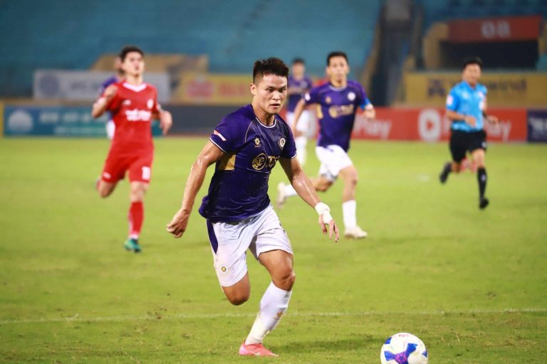 Tuấn Hải quyết tâm giúp CLB Hà Nội vượt qua giai đoạn khó khăn